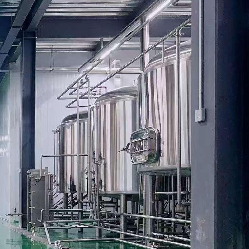 银海精酿啤酒设备